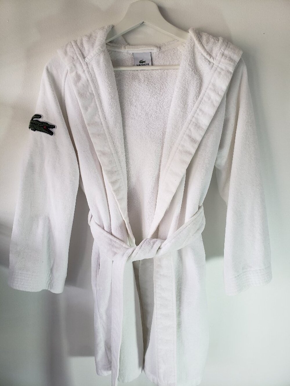 Lacoste White Terry Towel Hooded Robe w/ Iconic Crest Logo on Sleeve